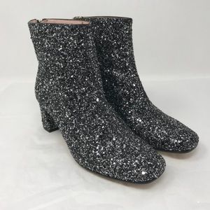 Kate spade boots ♠️